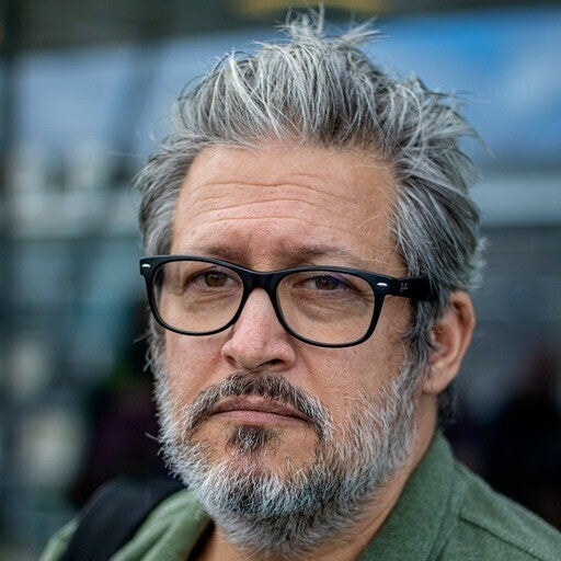 How to solve the context size issues with context packing with Docker Model Runner and Agentic Compose