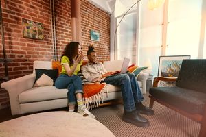 Chapter 4: Beyond Tools - 2025 Agentic Teaming & Trust Research Report