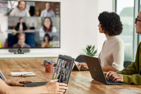 Microsoft Teams의 반응성을 높이고 안정성을 강화하며 업무에 최적화하기