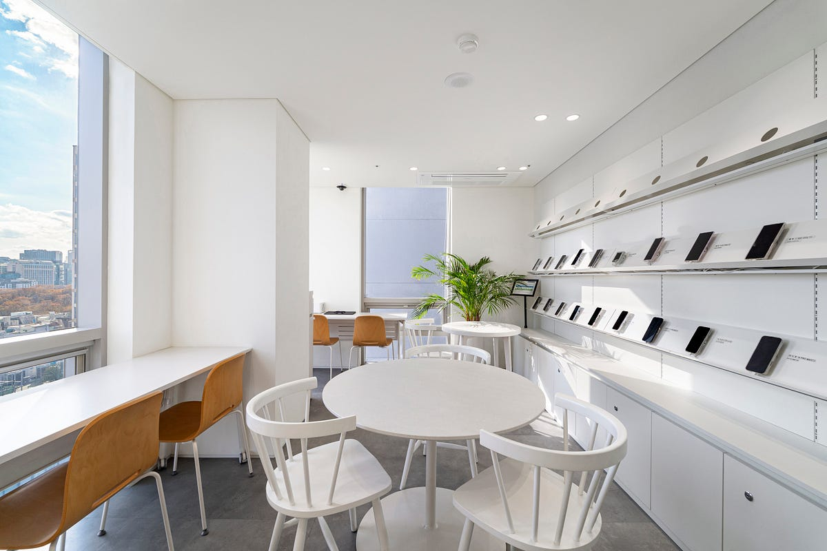 테스트도 하고 신상 폰도 구경하고~ 여기어때 디바이스룸